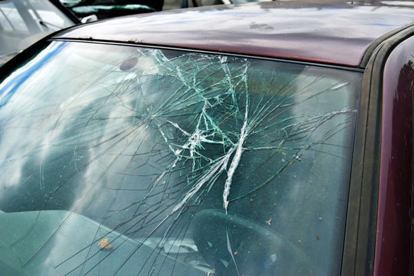 Cracks Longer Than 6 Inches In Windshields